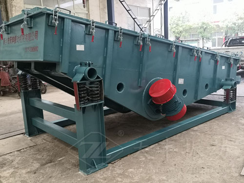 煤泥烘干直線振動篩如何保養(yǎng)呢？